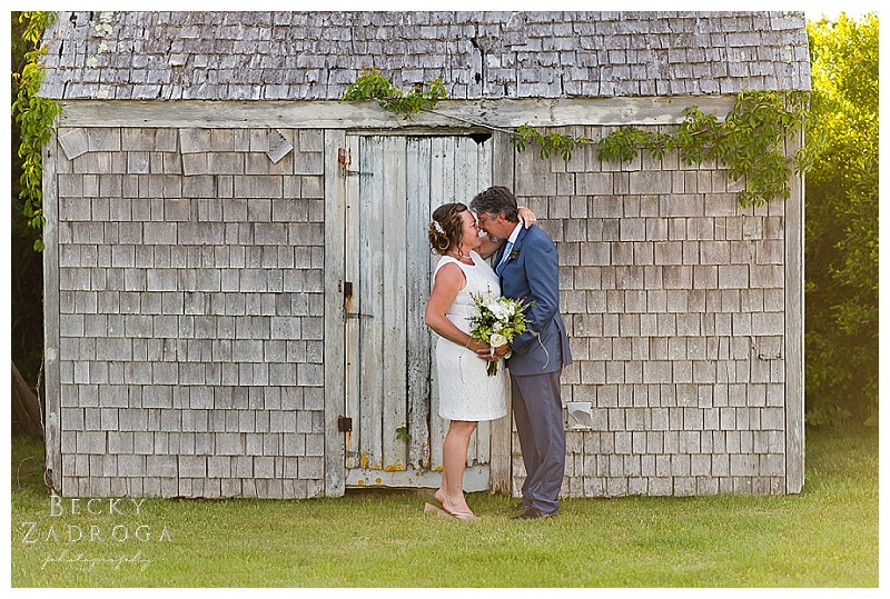 Nantucket Wedding in Shawkemo | Amy & Gary