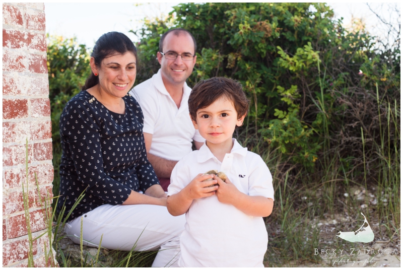 Family Portaits at Brant Point Beach- (4)