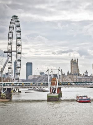 becky zadroga travel photos london